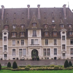 chateau-de-nanteau.jpg