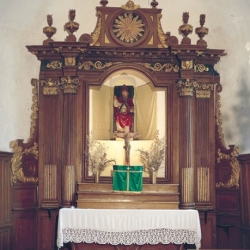 retable-du-maitre-autel-villemarechal.jpg