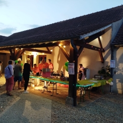 Cinéma en plein air  à Nonville
